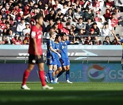 [K리그1 현장리뷰]FC서울 최초 50만 관중 돌파→'은퇴' 박주영 상암 고별경기, 울산과 1-1 무승부…고승범+린가드 '장군멍군'