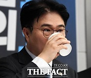 '탄핵 표결' 앞둔 임현택 의협 회장...'운명의 날' [TF사진관]