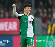 황인범, 리그 2호골 '쾅'…페예노르트, 알메러 시티에 4-1 대승