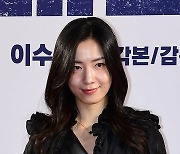 "화영 왕따 맞아, 티아라에 맞고 울기도" 전 직원 폭로 나왔다 [TEN이슈]