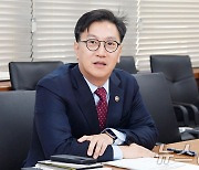 기재차관 "상속세 최고세율 인하·할증평가 폐지 등 입법 노력"