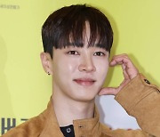 [포토] 이기광, 심쿵 볼하트