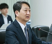 안덕근 "석유화학 업계에 정책금융·사업개편 인센티브 검토"