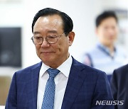 '울산시장 선거개입 의혹' 항소심 변론재개…선고 밀릴 듯