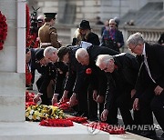 BRITAIN CENOTAPH ARMISTICE