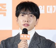 '대가족' 스님 된 이승기 "삭발신, 원빈과 안비슷해 보이려 노력"