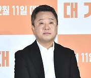 박수영, 수행승 인행 [포토엔HD]