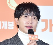 [TD포토] 이승기 '슈퍼스타 주지스님'