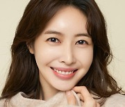 왕지혜, 스토리제이컴퍼니와 재계약…"두터운 신뢰, 시너지 기대" [공식입장]