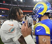 Dolphins Rams Football