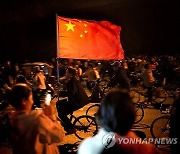 CHINA NIGHT BIKING