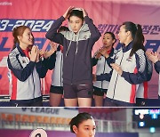 "이 언니가 여기 왜 나와?"…김연경→김세진, 배구 레전드★ '1승'으로 총집합