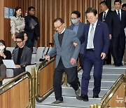 당 외교안보통일자문회의 출범식 참석하는 이재명 대표-이해찬 상임고문