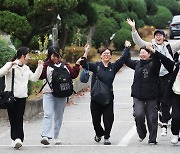 [2025 수능] “영어, 교육과정 기본 어휘 사용해 출제…작년보다 쉬워”