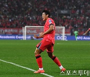 '황인범 크로스→오세훈 헤더골' 한국, 쿠웨이트 상대 1-0 리드