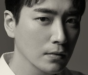 '40세' 이준혁, 외모 망언 터졌다 "하얀 얼굴과 진한 눈썹 싫어… 나 때는 수염이 트렌드" ('동재')[인터뷰①]