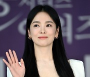 송혜교, 미담 또 터졌다..알려지지 않은 女독립운동가 전세계 소개→13년째 이어온 선행