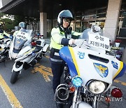 "시계 잃어버렸어요"..당황한 수험생에 '표창 시계' 내어준 경찰 [따뜻했슈]