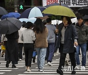 새벽까지 전국 대부분 비…낮 20도까지 올라[오늘날씨]