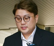 '실형 받은' 김호중→팬들은 "로펌 상담 진행 중"..역대급 팬심 [Oh!쎈 이슈]