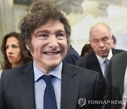 "아르헨 밀레이, 트럼프 당선인 만나는 첫 해외 정상될 듯"