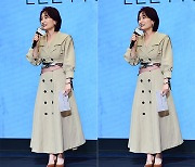 박경림 ‘스카프 허리에 두르는 센스! 우아한 트렌치 드레스’ [틀린그림찾기]