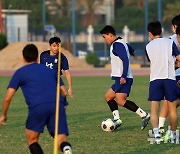 훈련하는 축구 대표팀