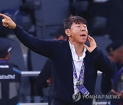 '신태용 매직 NO' 인니, 일본에 0-4 참패 '조 꼴찌'…中 WC 본선행 더 높아졌다 (종합)