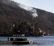 USA NEW YORK JENNINGS CREEK WILDFIRE