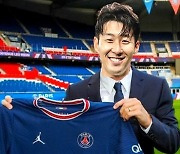 '손흥민의 PSG 이적설' 이강인과 호흡? 토트넘 잔류 분위기, "월드 클래스 윙어는 남길 원해"