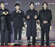 데이식스 “행복하고 건강하세요” [2024 KGMA]