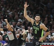 NBA 보스턴, 연장 접전 끝에 토론토에 126-123 진땀승…테이텀에 울고 웃어