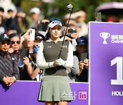 LPGA 도전하는 윤이나 "장유빈 선수도 PGA Q스쿨 통과했으면"