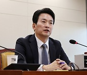 김건희 여사 디올백 꺼내 든 야당 ... 박장범 “객관적이고 중립적 용어 사용한 것”