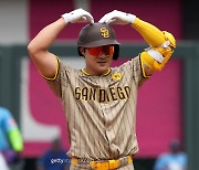 MLB닷컴 "김하성, 앞선 2년은 소토랑 차이 작아…기대 이상 해줄 수 있는 FA 매물"