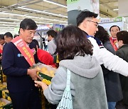 사과 주산지 청송군, ‘꼭지 달린 사과’ 홍보에 진심인 이유?