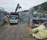 연평도에 쌓이는 꽃게잡이 폐그물 어쩌나…옹진군-어민 갈등