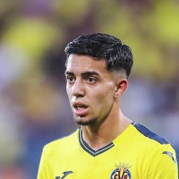 일리아스 아코마흐