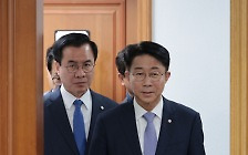 조정식 사무총장 사퇴…민주당 지도부 개편 신호탄 [이런정치]