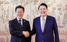 [YTN24] 윤 대통령-이재명, 720일 만의 영수회담...성과는?