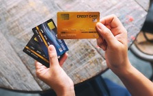 무이자 할부 없앴더니 카드 수수료 수익만 25% 늘었다…할부 수수료로 돈 번 카드사들[머니뭐니]
