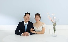 [직격인터뷰] 가수 김민우, 사별 아픔 딛고 재혼 "중학생 딸도 흔쾌히 허락"