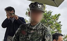 [취재파일] ②"입수시킬 수밖에 없는 상황 아닌가"…선배 장교 저격한 대대장 동기들
