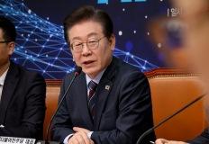 '대선 출마' 이재명, 첫 일정은 AI 스타트업 '퓨리오사AI' 방문 이미지