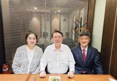"윤석열 아버지" 인증샷에 "다 같이 죽자는 거냐" 이미지