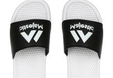 푹신해서 편하게 신기 좋은 마제스틱 남녀공용 슬라이드 슬리퍼 7,700원! 이미지