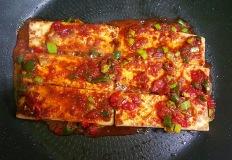 두부조림에 '이것' 꼭 추가하세요! 2배로 맛있어져서 계속 먹게 됩니다. 이미지