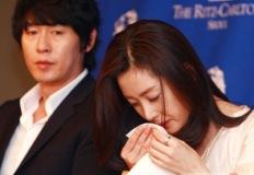 설경구-송윤아 부부,'각자 지내기로'결혼 14년만에 전한 소식 이미지