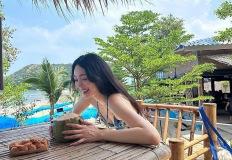 한재인, 트로피컬 비치웨어로 완성한 여름 감성 이미지