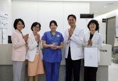 경련 환자 응급조치로 소생시킨 임신 7개월 간호사 이미지